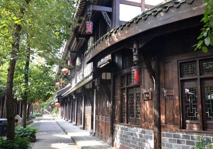 逃离伊尔波的房屋